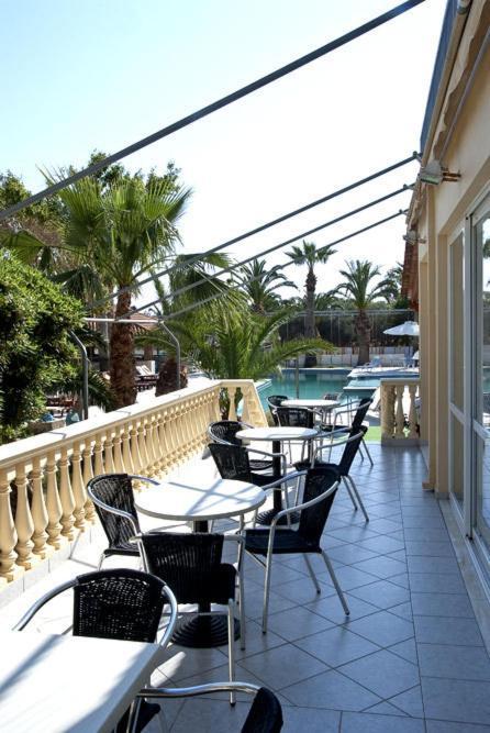 Klonos Anna Hotel Aegina Exterior foto